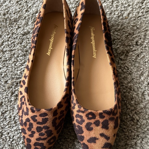 Leopard print flat size 7.5 - Picture 2 of 3